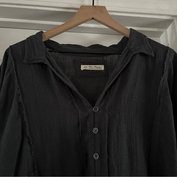 Lightweight button up - Picture 2 of 3